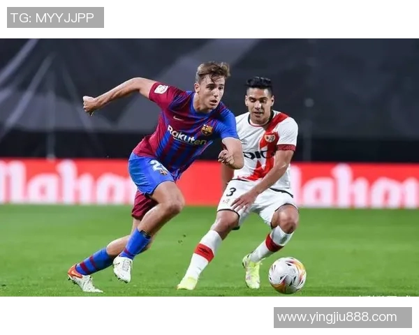 奥斯积克与埃因霍温的激烈对决揭示足球战术的精彩碰撞与球队实力的较量